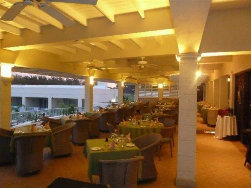 **** Hotel Savannah Beach Bridgetown Barbados