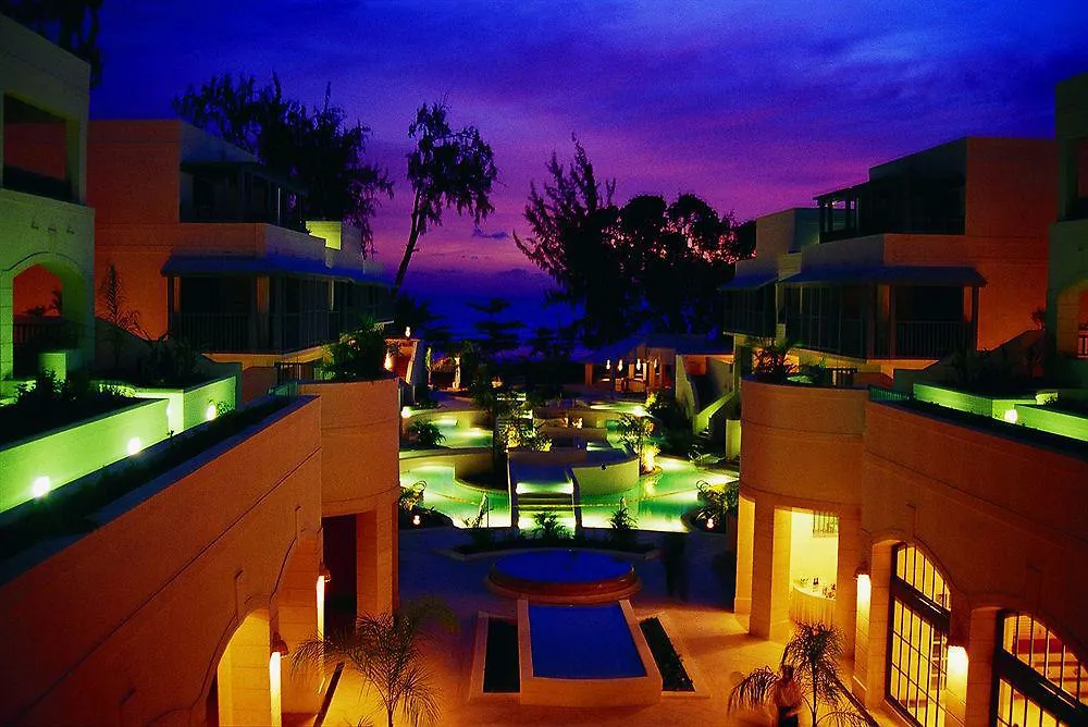 Savannah Beach بريدج تاون فندق