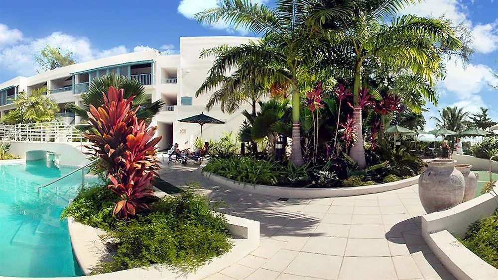 Savannah Beach بريدج تاون فندق